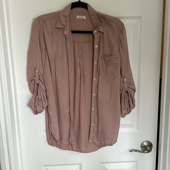 Sneak Peek Tops - Button up shirt button sleeves roses mauve